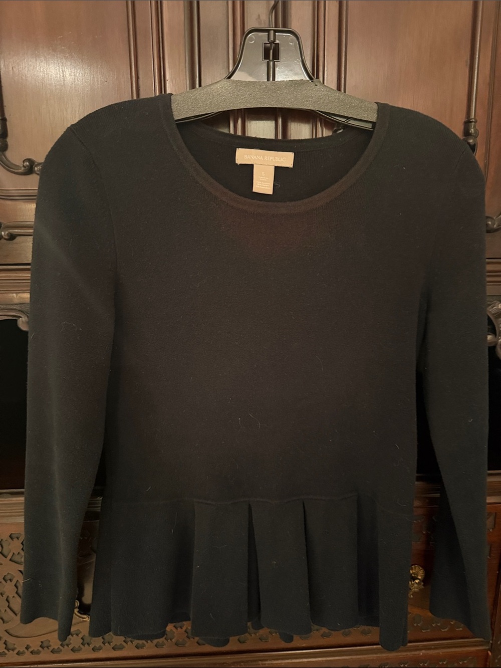Banana Republic Black Long-Sleeve Peplum Knit Top